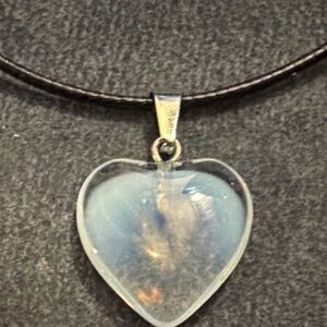 💎2/$15💎Opalite Heart Pendant Necklace